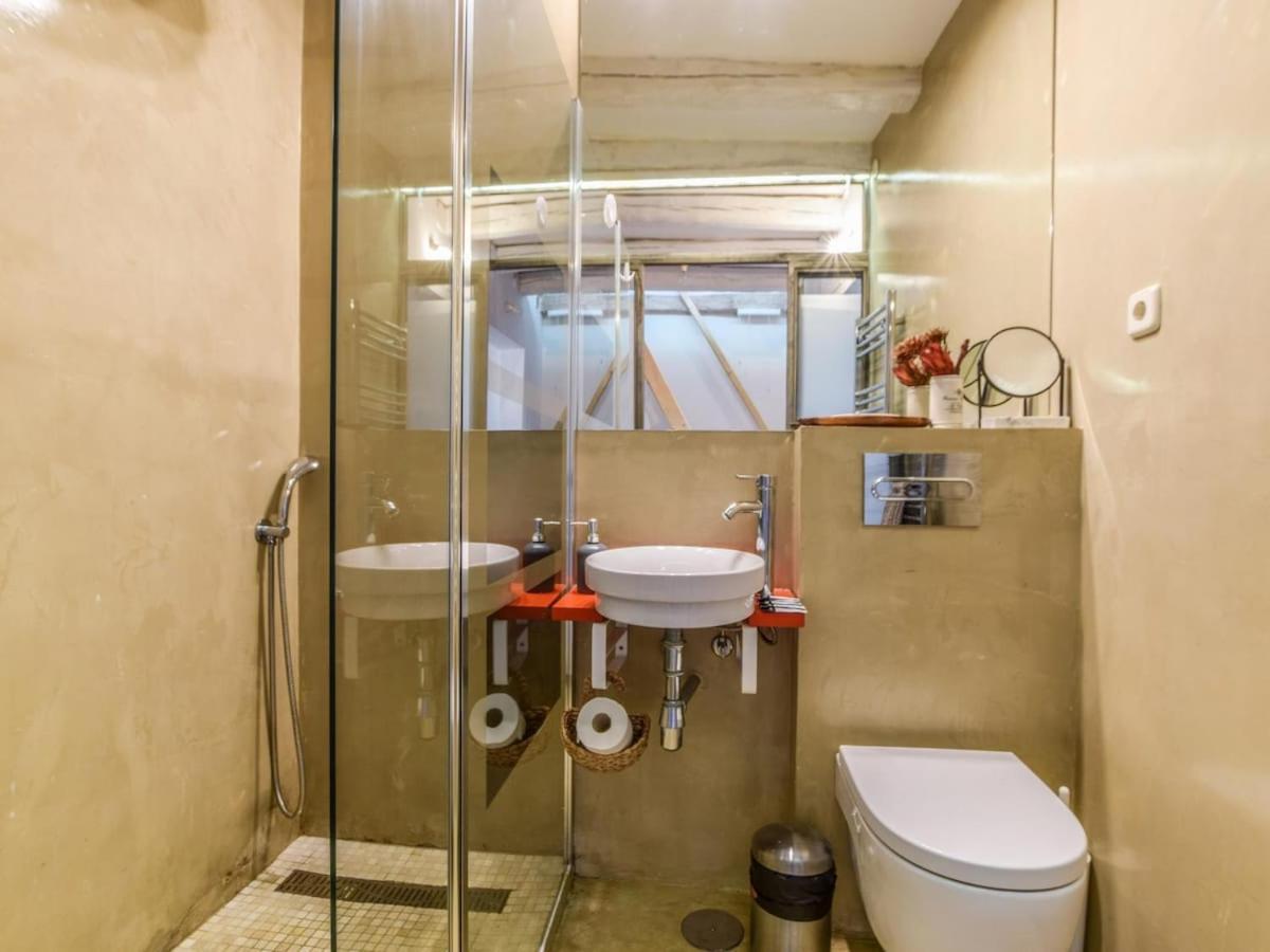 Apartamento En La Plaza De Lavapies Para 4 Personas Madrid Exteriér fotografie